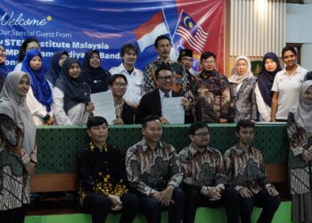 SMP Muhammadiyah 8 Bandung Jalin Kerja Sama Internasional dengan MY STEM Institute Malaysia